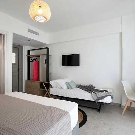 Apart Otel Almyra Seafront