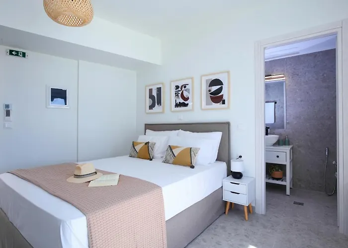 Almyra Seafront アパートホテル リジア