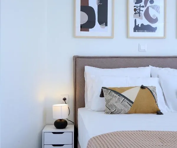 Almyra Seafront アパートホテル リジア