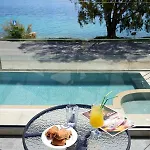 Aparthotel Almyra Seafront 4*