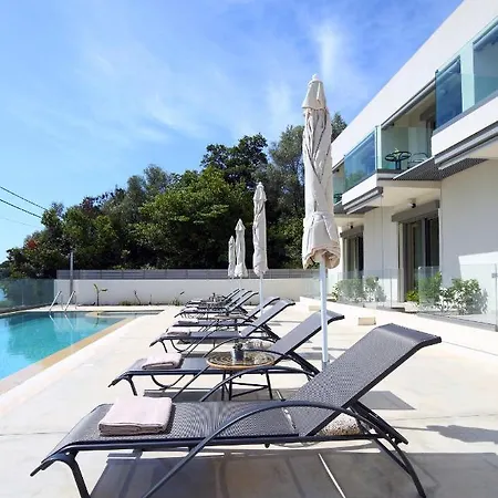 Almyra Seafront Hotel de apartamente