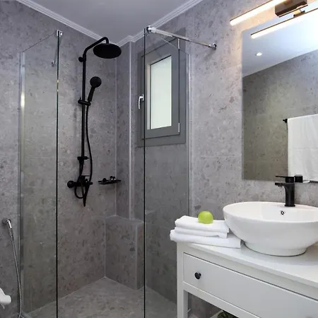 Almyra Seafront Ligia