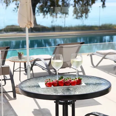 Almyra Seafront Ligia