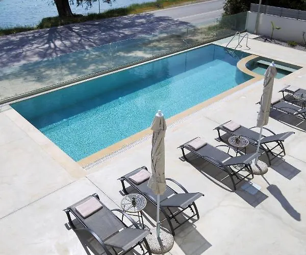 Almyra Seafront Lägenhetshotell